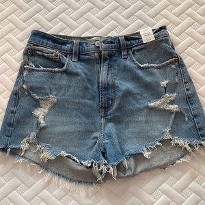 Abercrombie curve love high rise mom short